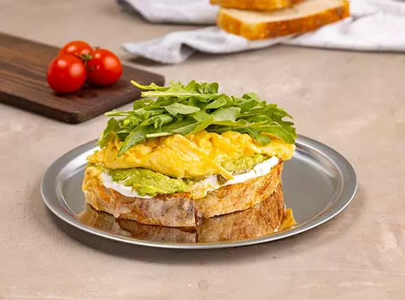AVOKADO SMACH TOAST