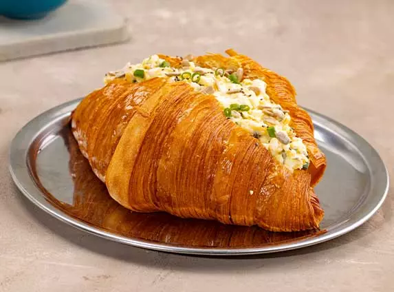 YUMURTALI KRUVASAN SANDWİCH